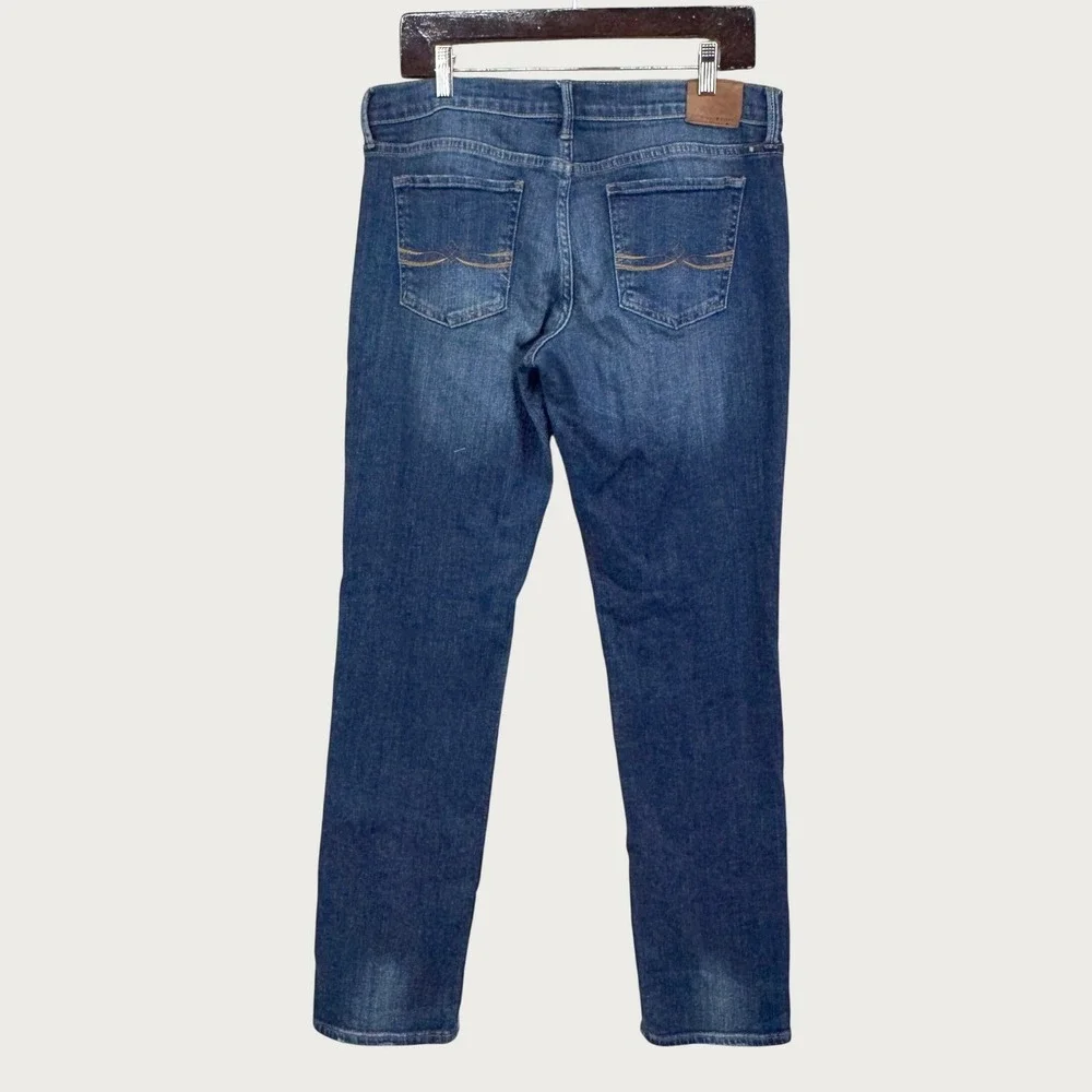 Lucky Brand Sweet N Straight Jeans 10/30‎ Dark Wash Classic Denim Boho Casual